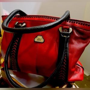 Lovely Bessel Leather Handbag